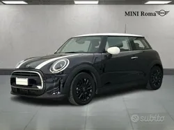 Enigmatic black metallic Usata 2022 Mini Cooper Business Due volumi | 25.790 € (Cara)