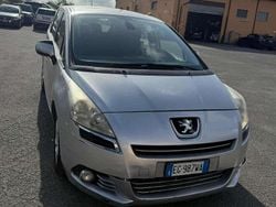 Argento Usata 2011 Peugeot 5008 Business-Line Monovolume | 5000 € (Ottimo prezzo)