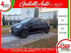 Nero Usata 2010 Toyota Aygo Due volumi | 3290 € (Ottimo prezzo)