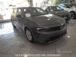 Grigio Nuova 2024 Opel Astra Edition Tre volumi | 25.900 € (Buon prezzo)