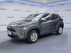 Bianco Usata 2025 Toyota Yaris Cross Business Edition SUV | 23.490 € (Ottimo prezzo)