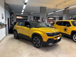 Giallo Usata 2024 Jeep Avenger Summit SUV | 22.590 € (Buon prezzo)