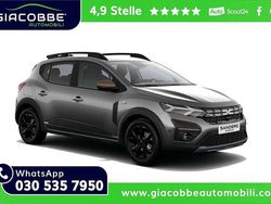Blu iron Usata 2024 Dacia Sandero Stepway Due volumi | 18.300 € (Cara)