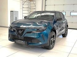Blu/azzurro Usata 2024 Alfa Romeo Junior SUV | 29.500 € (Buon prezzo)