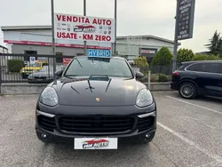 Nero Usata 2016 Porsche Cayenne SUV | 29.900 € (Buon prezzo)