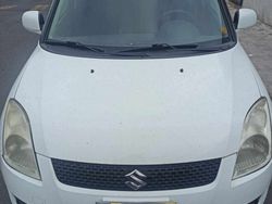 Bianco Usata 2009 Suzuki Swift Due volumi | 3350 € (Buon prezzo)