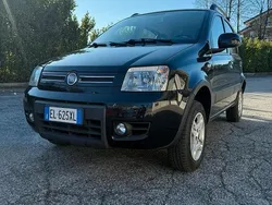Usata 2011 Fiat Panda 4x4 Due volumi | 5900 € (Buon prezzo)