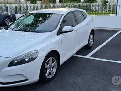 Usata 2018 Volvo V40 Station wagon | 7990 € (Ottimo prezzo)