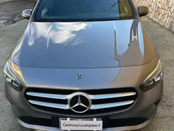 Grigio Usata 2020 Mercedes B180 Monovolume | 19.000 € (Super prezzo)