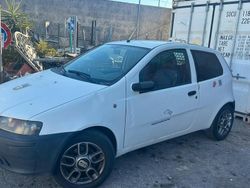 Usata 2008 Fiat Punto Due volumi | 580 € (Super prezzo)