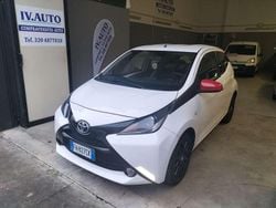 Bianco Usata 2017 Toyota Aygo Due volumi | 8800 € (Buon prezzo)