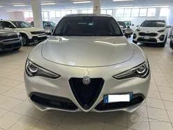 Argento Usata 2020 Alfa Romeo Stelvio Sprint SUV | 28.000 € (Buon prezzo)