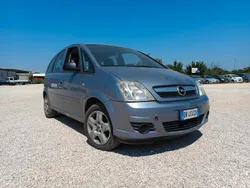 Usata 2008 Opel Meriva Monovolume | 1999 € (Buon prezzo)