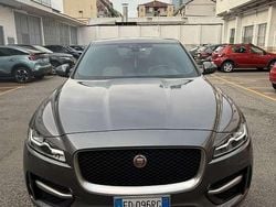 Grigio Usata 2016 Jaguar F-Pace Portfolio SUV | 18.000 € (Buon prezzo)