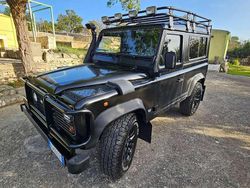 Nero Usata 1999 Land Rover Defender SUV | 32.000 € (Molto cara)
