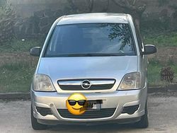 Grigio Usata 2007 Opel Meriva Monovolume | 1100 €