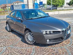 Marrone Usata 2009 Alfa Romeo 159 Distinctive Tre volumi | 2990 € (Super prezzo)