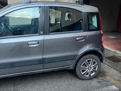 Marrone Usata 2011 Fiat Panda Due volumi | 3500 € (Molto cara)