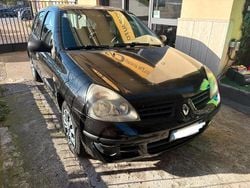 Nero Usata 2008 Renault Clio II Tre volumi | 2450 € (Buon prezzo)