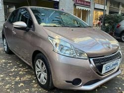 Marrone Usata 2015 Peugeot 208 Access Due volumi | 4900 € (Ottimo prezzo)