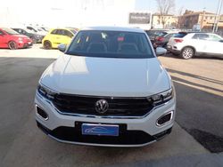 Bianco Usata 2019 VW T-Roc Style SUV | 21.000 € (Cara)