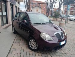 Viola Usata 2010 Lancia Ypsilon Due volumi | 2900 € (Buon prezzo)