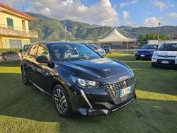 Nero Usata 2021 Peugeot 208 Allure Due volumi | 12.990 € (Buon prezzo)