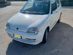 Bianco Usata 2009 Fiat 600 Due volumi | 2799 € (Cara)