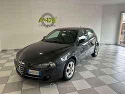 Grigio Usata 2009 Alfa Romeo 147 Due volumi | 4500 € (Buon prezzo)