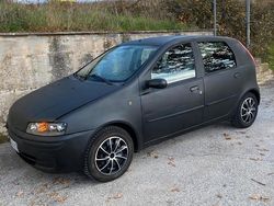 Nero Usata 2003 Fiat Punto Due volumi | 2200 €