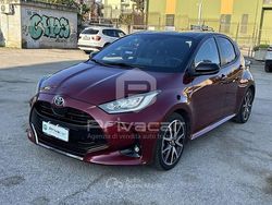 Rosso Usata 2020 Toyota Yaris Style Tre volumi | 14.900 € (Ottimo prezzo)