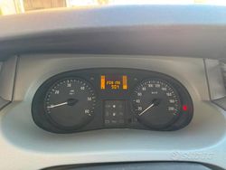 Usata 2005 Opel Vivaro Monovolume | 9999 €