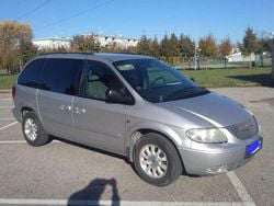 Argento Usata 2004 Chrysler Voyager Monovolume | 3000 € (Buon prezzo)