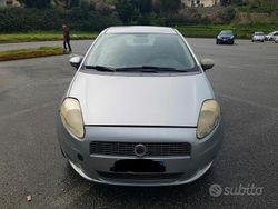 Grigio Usata 2009 Fiat Grande Punto Due volumi | 799 € (Super prezzo)