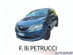 Blu/azzurro Usata 2022 Lancia Ypsilon Silver Due volumi | 8950 € (Ottimo prezzo)
