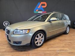 Grigio Usata 2009 Volvo Polar Tre volumi | 1900 €