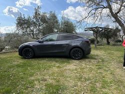 Usata 2023 Tesla Model Y RWD SUV | 33.400 € (Buon prezzo)