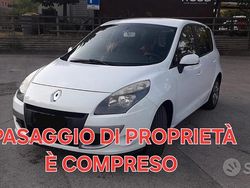 Bianco Usata 2011 Renault Scénic Monovolume | 3700 € (Buon prezzo)
