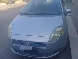 Usata 2009 Fiat Grande Punto Due volumi | 2800 € (Buon prezzo)