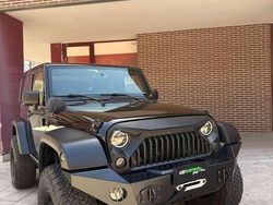 Nero Usata 2015 Jeep Wrangler Sahara SUV | 33.990 € (Buon prezzo)