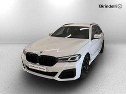 Alpinweiss iii pastello Usata 2021 BMW 520 M Sport Station wagon | 38.000 € (Molto cara)
