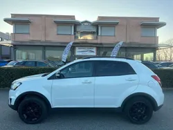 Bianco Usata 2016 Ssangyong Korando Limited SUV | 9900 € (Cara)