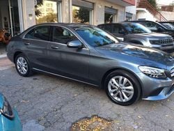 Grigio Usata 2019 Mercedes C180 Executive Tre volumi | 21.899 € (Buon prezzo)