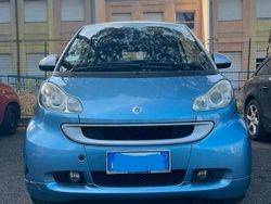 Blu/azzurro Usata 2010 Smart ForTwo Coupé Passion Due volumi | 3200 € (Ottimo prezzo)