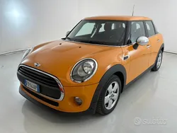 Arancione Usata 2016 Mini One D Due volumi | 9900 € (Ottimo prezzo)