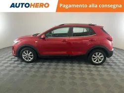 Rosso Usata 2020 Kia Stonic Style SUV | 13.899 € (Buon prezzo)
