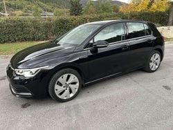 Usata 2021 VW Golf VIII Style Tre volumi | 20.500 € (Buon prezzo)