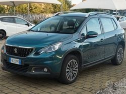 Verde Usata 2019 Peugeot 2008 Active SUV | 13.000 € (Ottimo prezzo)