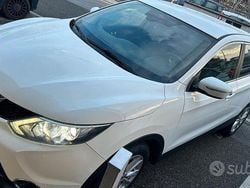 Bianco Usata 2014 Nissan Qashqai SUV | 9700 € (Buon prezzo)