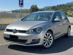Grigio Usata 2013 VW Golf VII Comfortline Tre volumi | 8900 € (Buon prezzo)